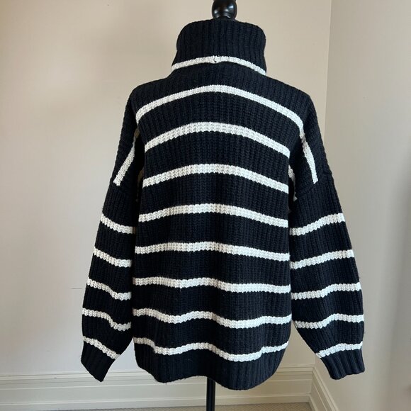 SPLENDID X CELLA JANE Striped Turtleneck Wool Cashmere Oversized Sweater Size S - Picture 4 of 9